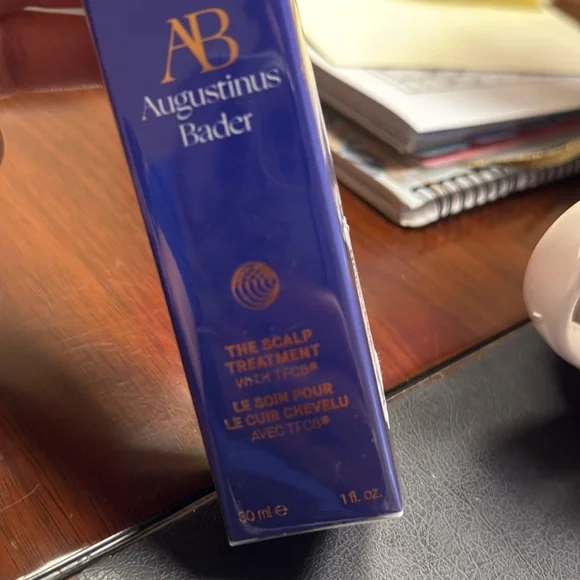 Augustinus Bader
The Scalp Treatment 1 oz / 30 ml - Picture 2 of 2